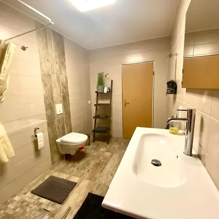 Zum König Apartment *